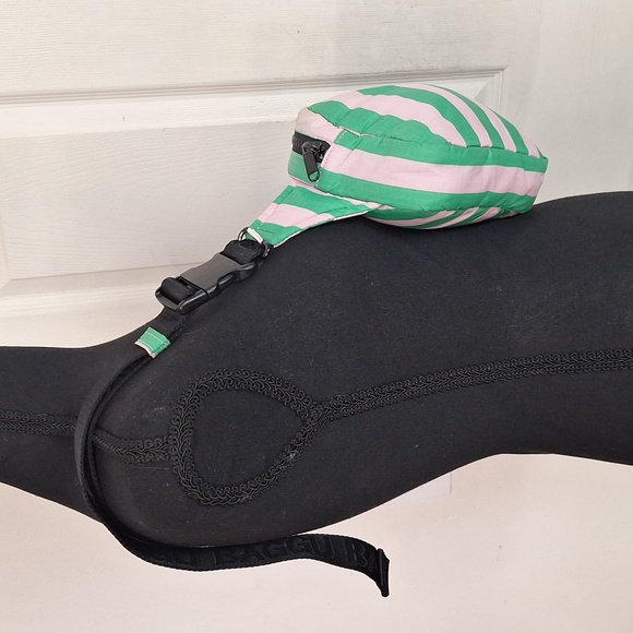 BAGGU Pink Green Awning Stripe Puffy Fanny Pack - Picture 2 of 13